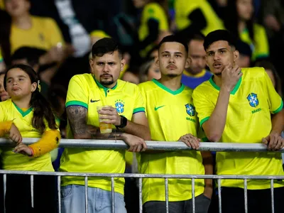 Camisas retrô de futebol batem recorde de buscas na Copa