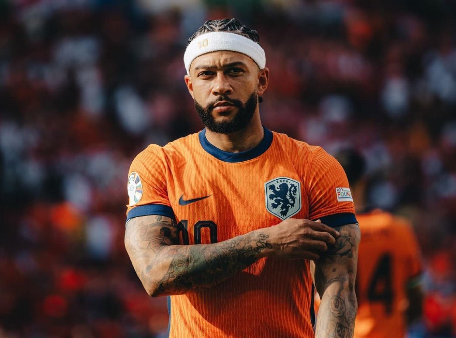 Corinthians anuncia a contratação do holandês Memphis Depay