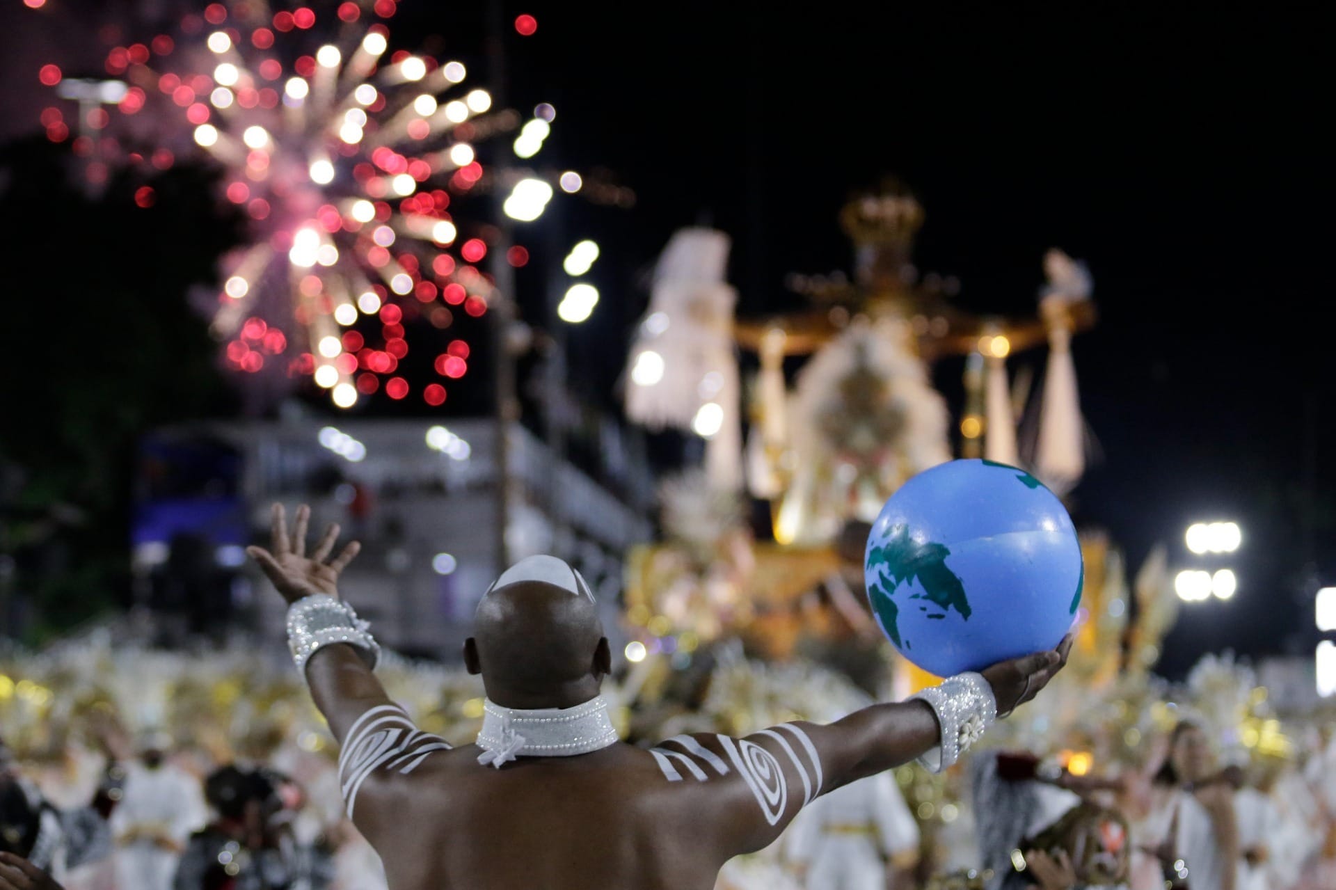 Carnaval 2026: veja os enredos das escolas da Série Ouro do RJ