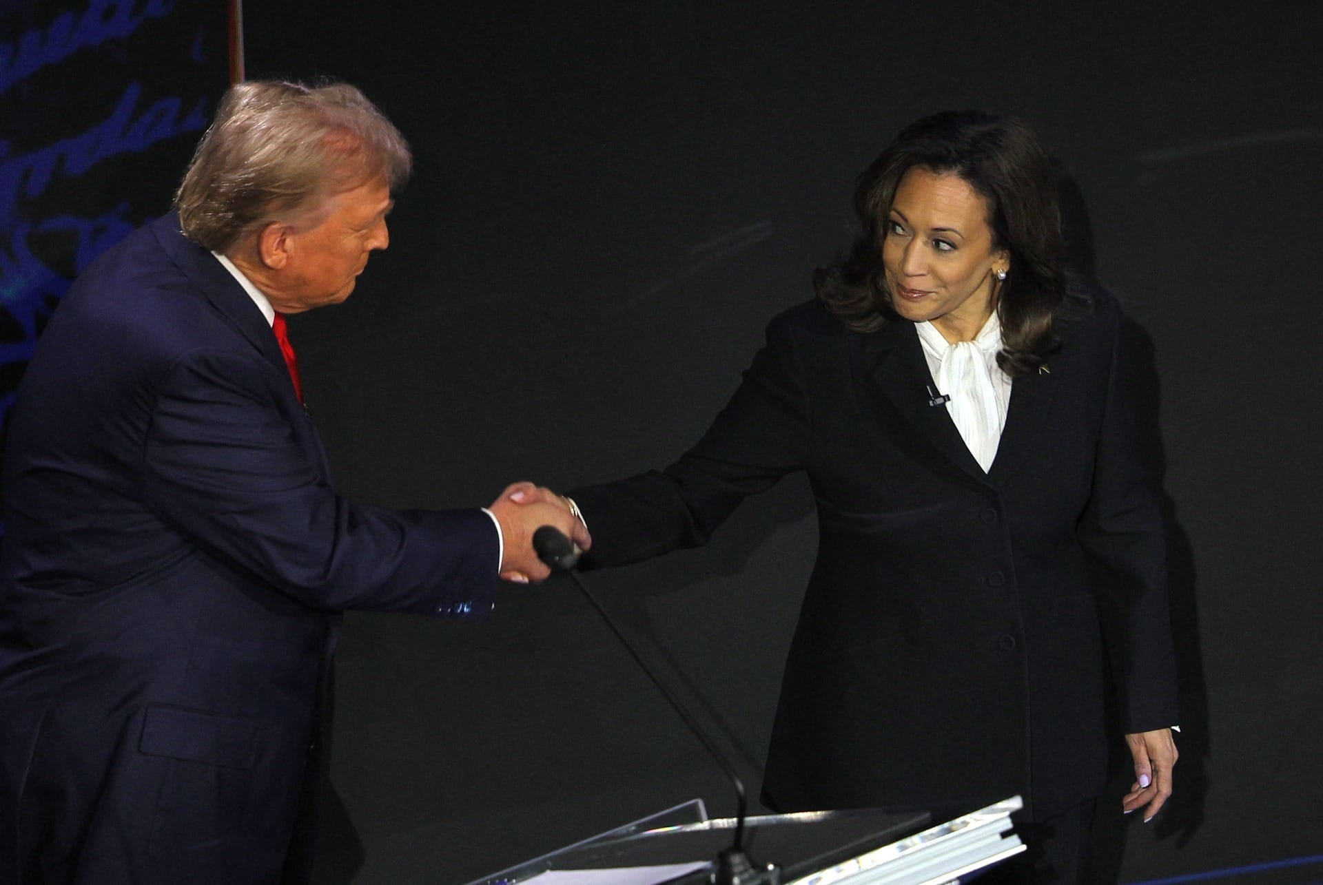 Trump perdido e Kamala combativa: especialistas analisam debate nos EUA