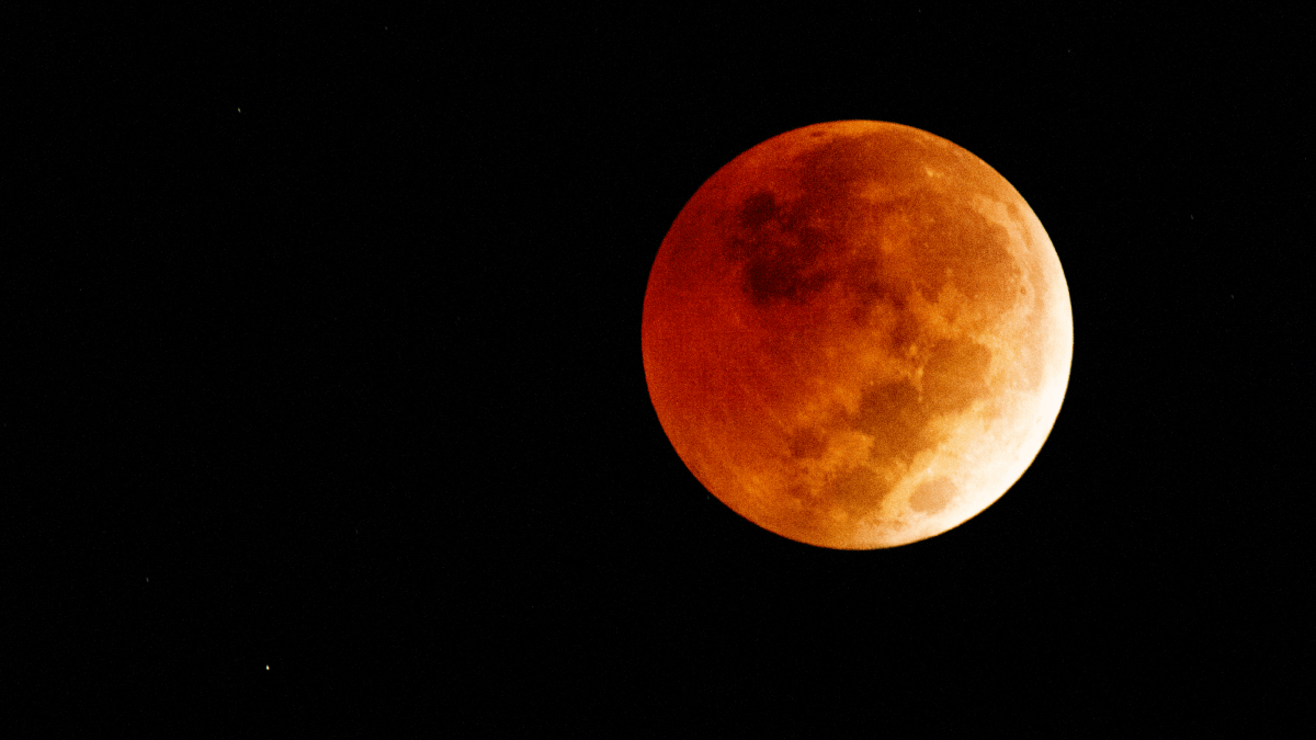 Agosto terá dois eclipses; saiba como assistir aos fenômenos