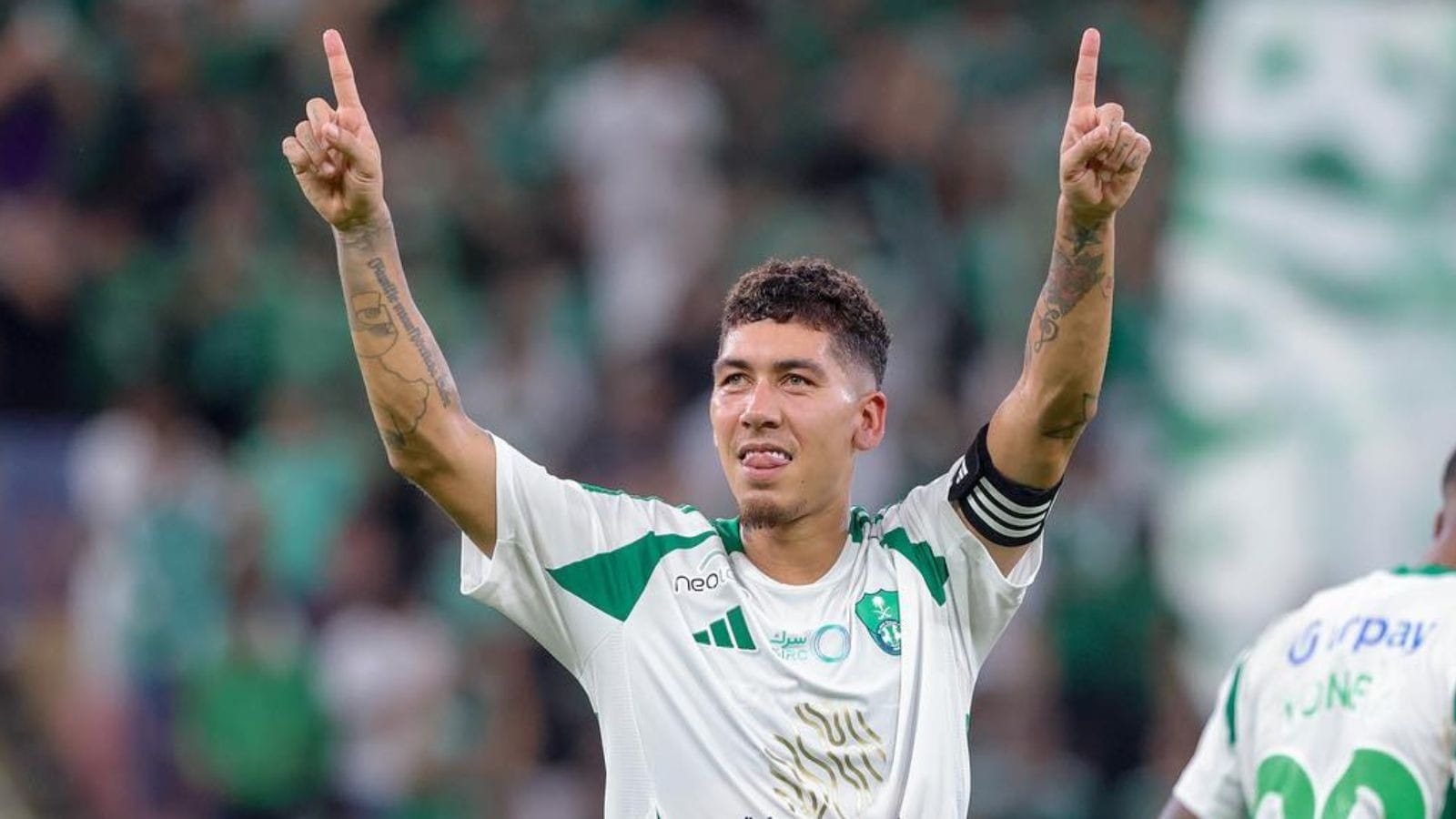 Roberto Firmino no Corinthians? "Vontade tem aumentado", diz atacante sobre voltar ao Brasil