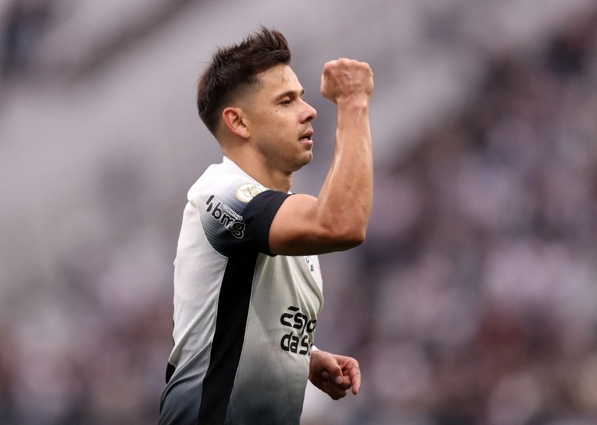 Corinthians e Romero acertam renovação; veja tempo do novo contrato
