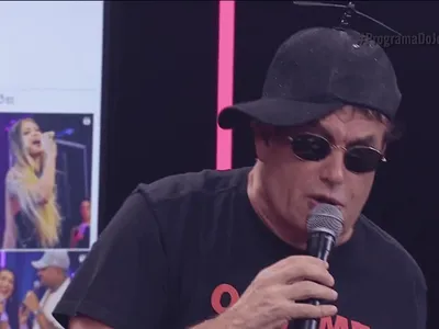 Sérgio Mallandro relembra perrengues da juventude e paquera em cemitério