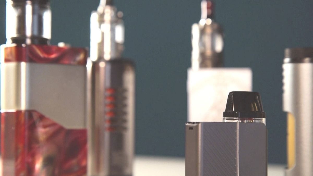 Câmara de Campinas vota PL que proíbe uso de cigarros eletrônicos
