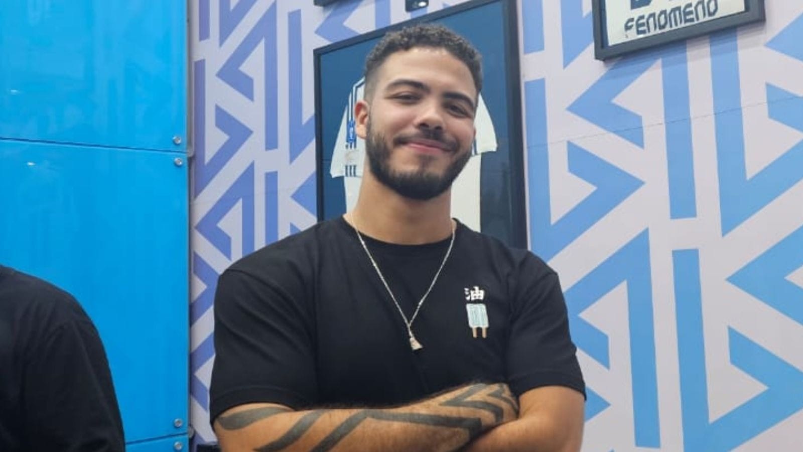 Filho de Ronaldo Fenômeno rebate críticas por ser 'nepobaby': "Invejosos"