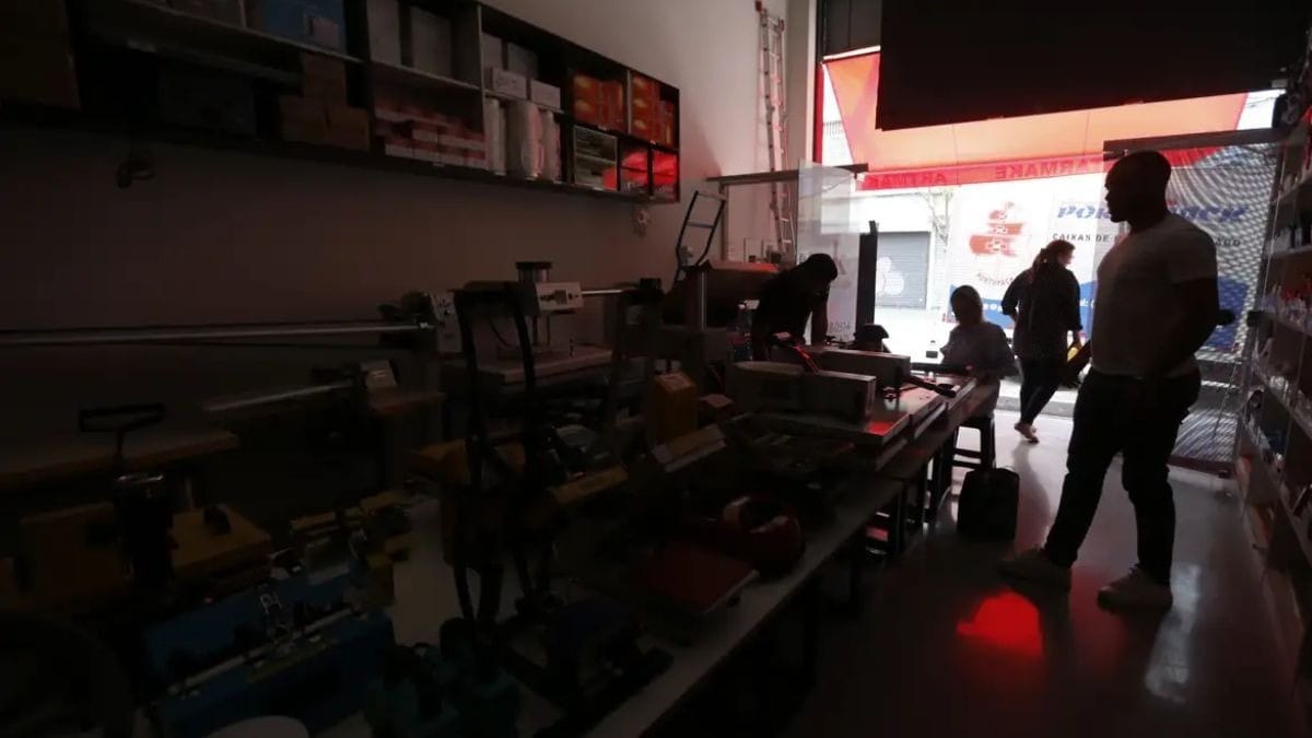 Centro, Ipiranga e mais: Veja bairros mais afetados pela falta de luz em SP