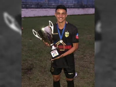 Homem é preso por matar um amigo de infância após discussão em jogo de futebol