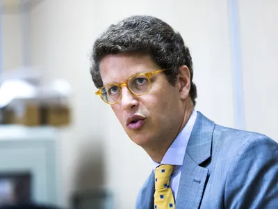 Ricardo Salles exalta agronegócio e diz que o centrão é 'o câncer do país'