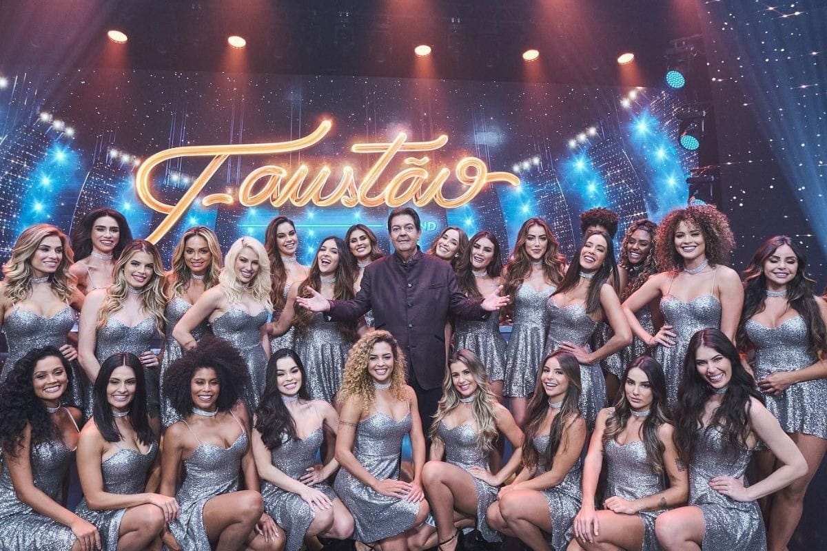 Bailarinas do Faustão relembram momentos e fazem homenagem emocionante: "Grande professor"