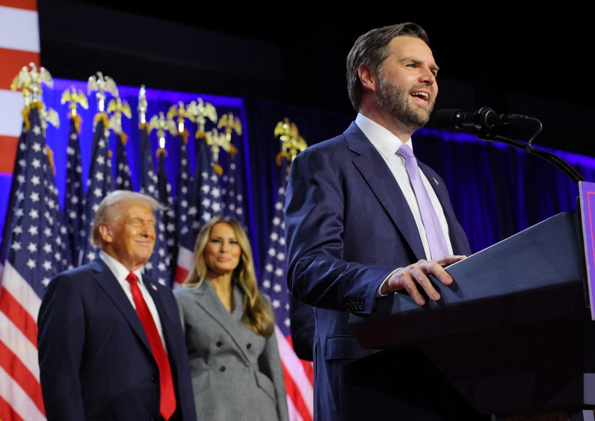Quem é J.D. Vance, o ambicioso e controverso vice de Donald Trump