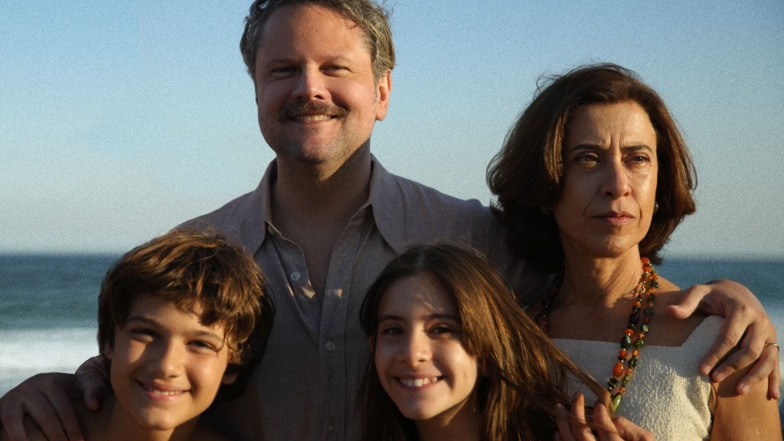 'Ainda Estou Aqui' é favorito ao Oscar após polêmicas de 'Emilia Pérez', diz The Guardian