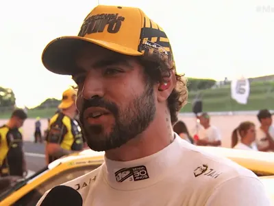 Caio Castro abandona corrida na Porshe Cup após acidente provocado por Daniel Neumann