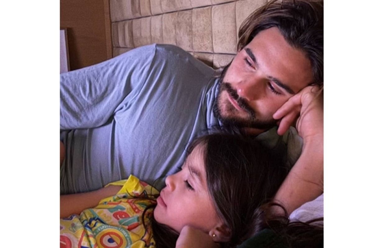 Nicolas Prattes e Zoe Foto: Reprodução/ Instagram @sabrinasato