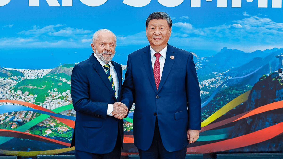 Lula recebe presidente da China, Xi Jinping, em Brasília