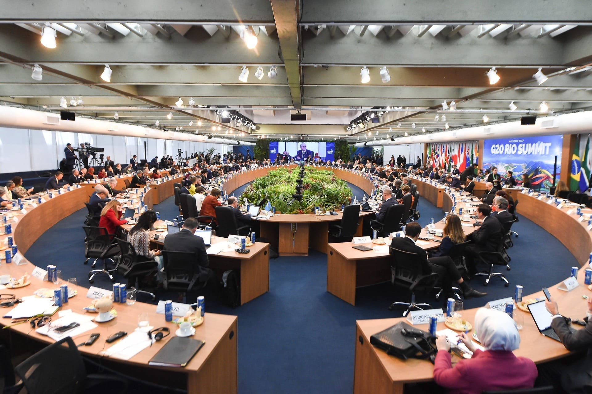 Diplomacia brasileira é elogiada após condução da Cúpula do G20 no Rio