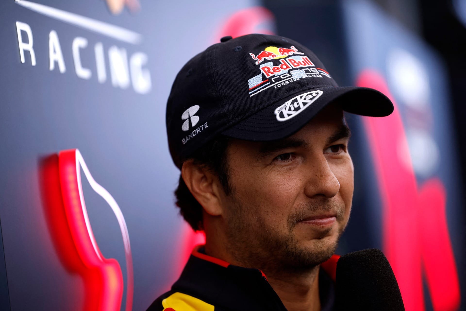 Checo esteve na mira no início da carreira (Imagem: Amanda Perobelli/Reuters)
