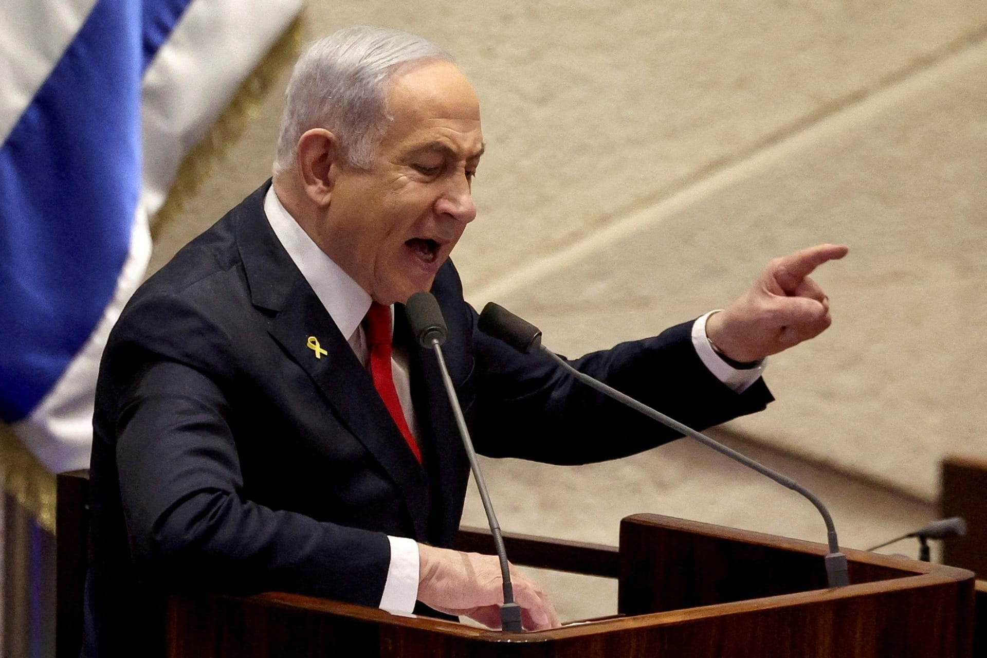 Netanyahu dialoga com líderes globais e deve falar com Trump em meio a tensão com Irã
