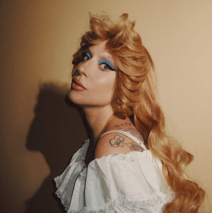 Lady Gaga é a estrela que vai se apresentar na Praia de Copacabana em 2025