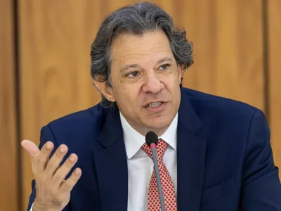 Fazenda considera manter isenção do IR em dois salários mínimos no Orçamento de 2025