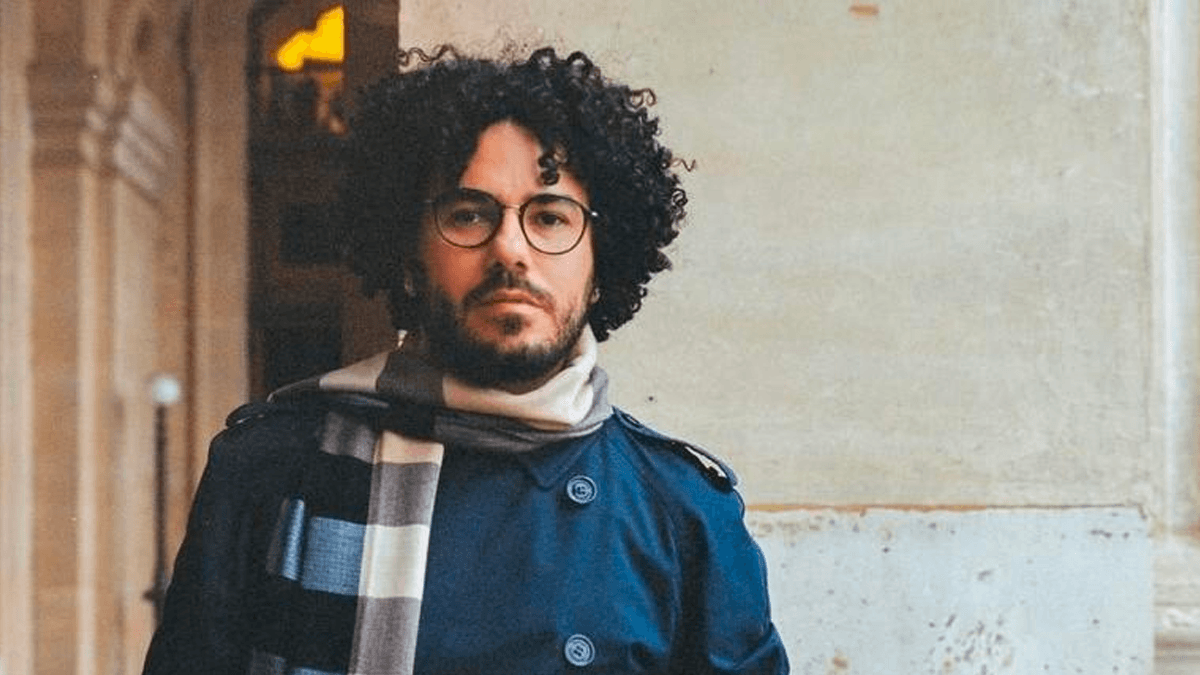 O que as últimas mensagens de fotógrafo desaparecido em Paris revelam? Veja o que se sabe