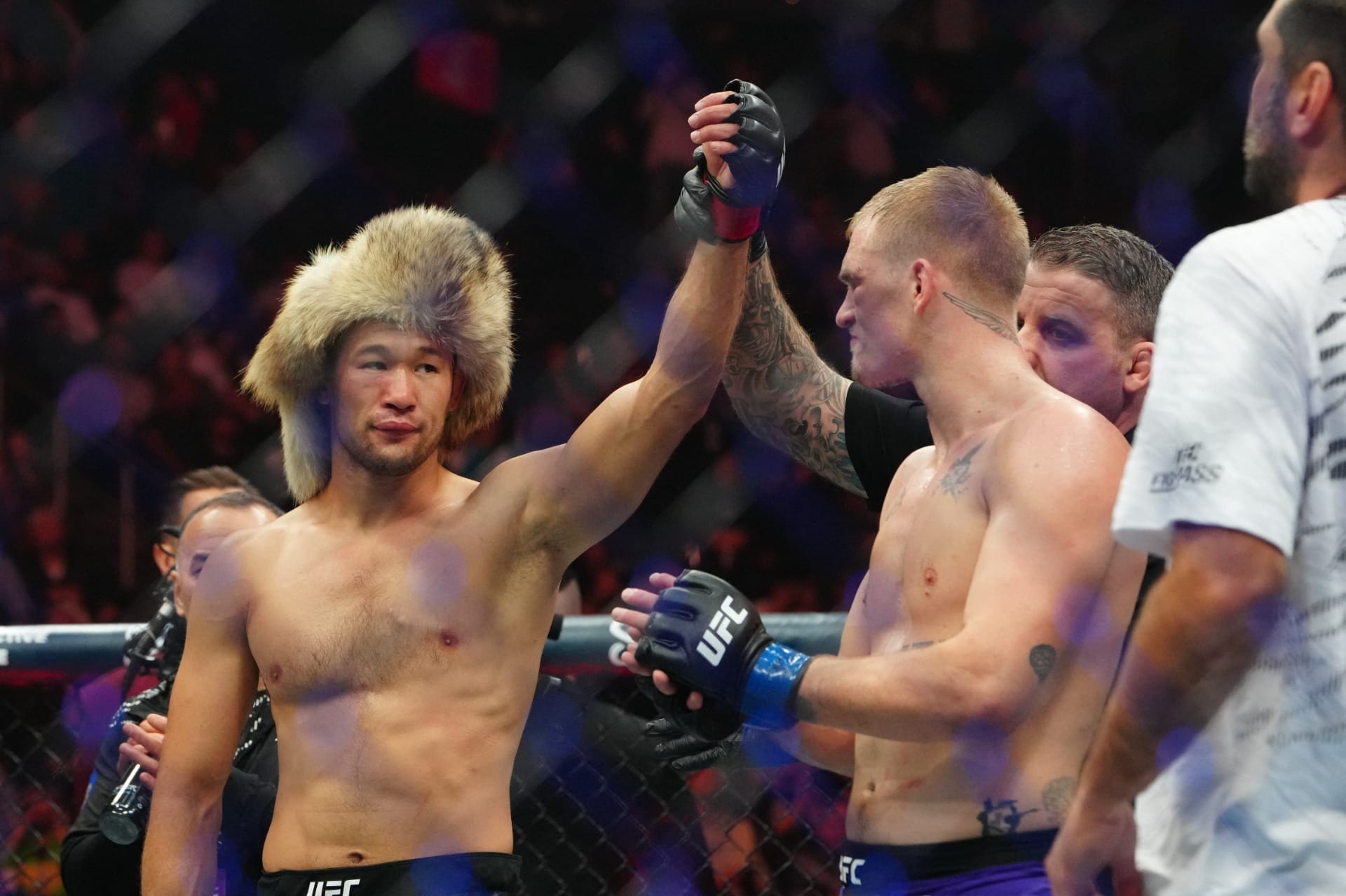 UFC 310: Shavkat Rakhmonov vence Ian Garry, mantém invencibilidade e vai disputar o título