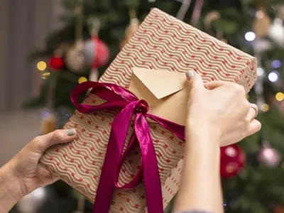 Pesquisa indica cautela do consumidor fluminense nas compras de Natal