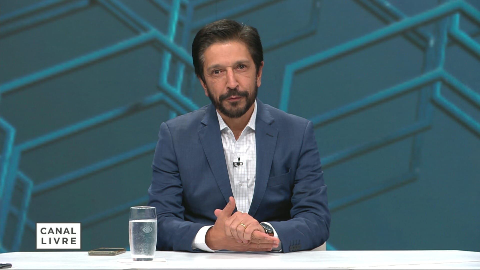 Com imóveis sem luz, Nunes ataca Enel e confirma reunião com ministro