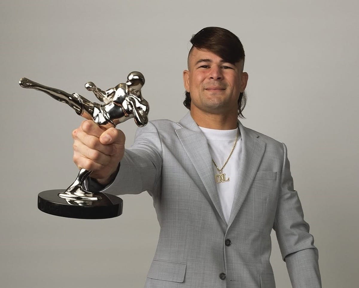 UFC anuncia que brasileiro Diego Lopes vai lutar por cinturão vago do peso pena
