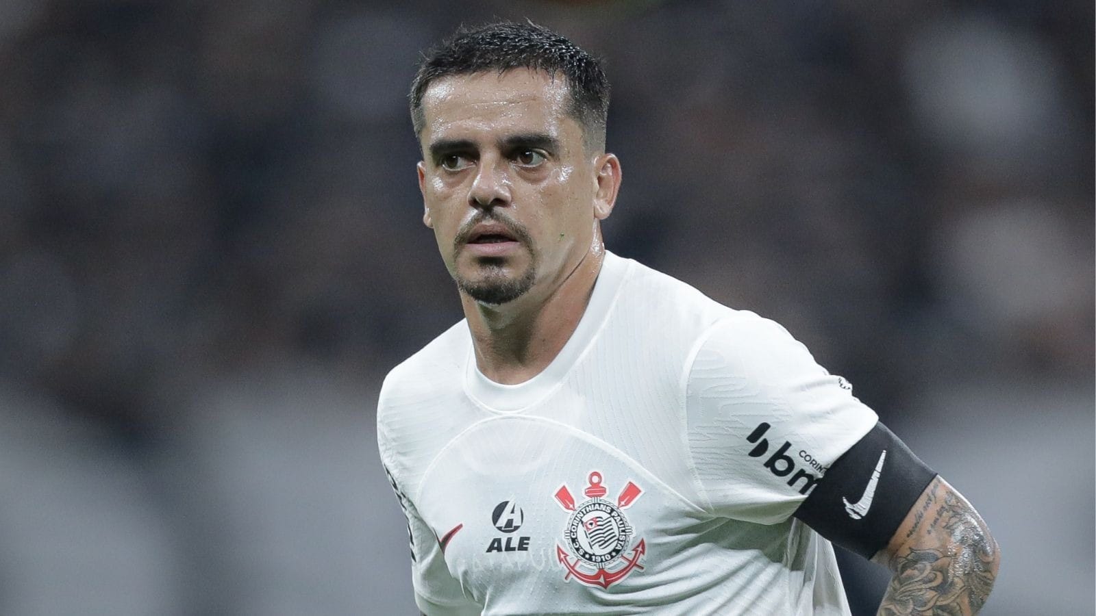 Entenda como fica a situação do filho de Fagner no Corinthians após a saída do lateral