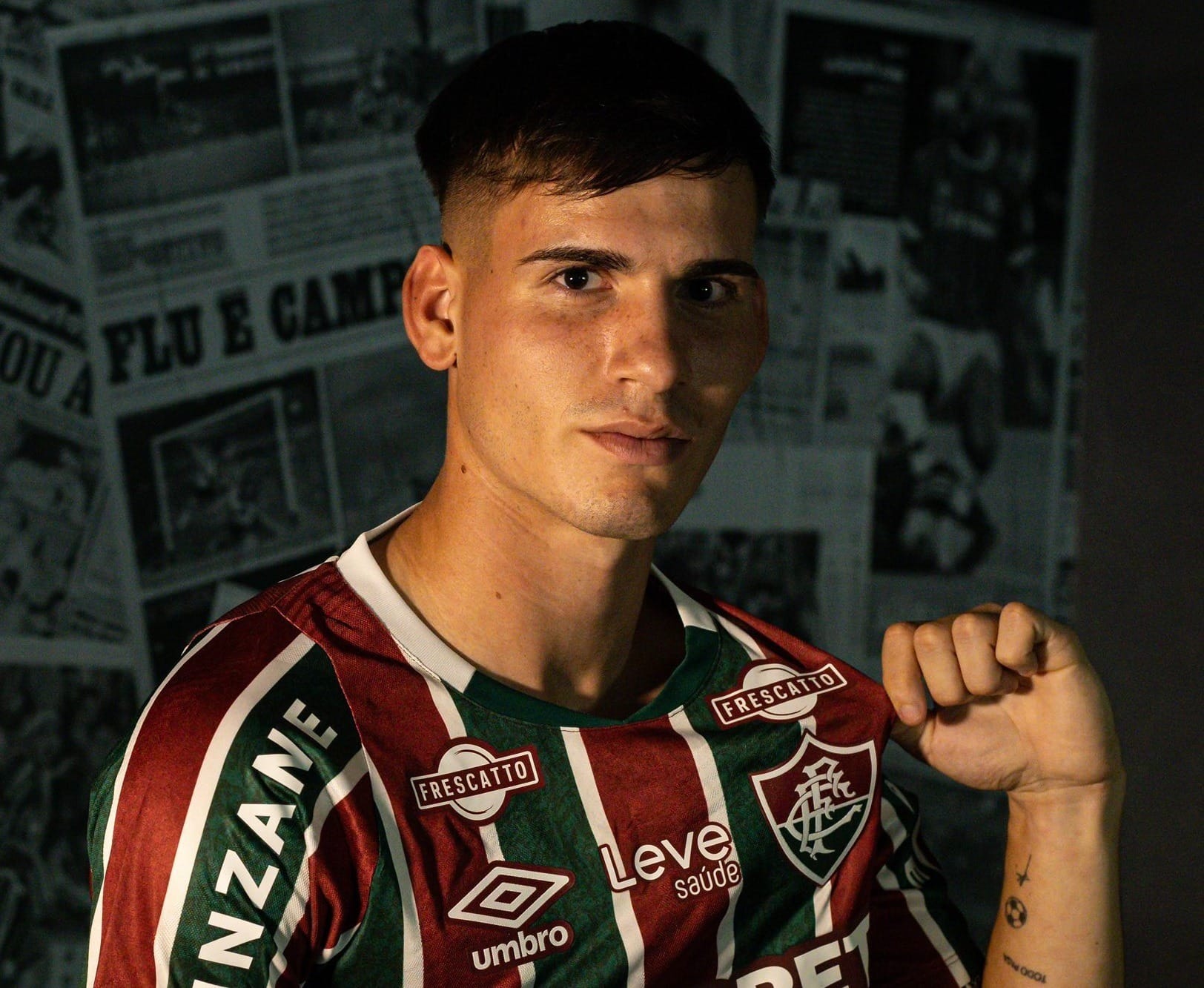 Fluminense dá 'chapéu' no Vasco e anuncia contratação do atacante Joaquín Lavega