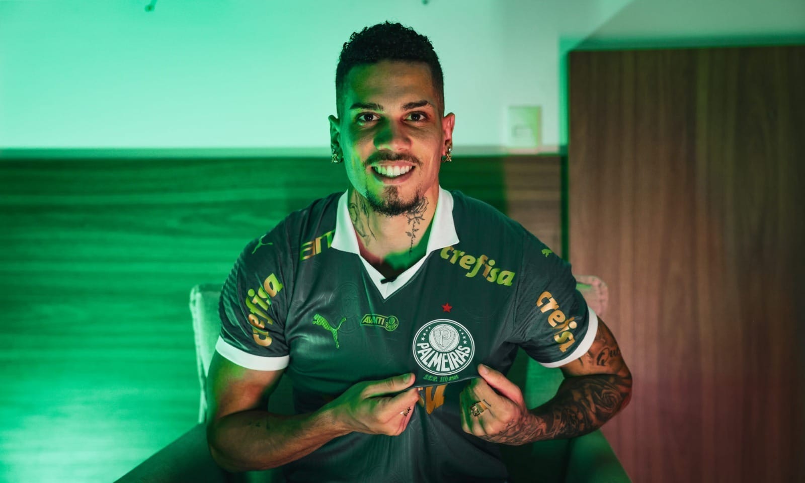 Palmeiras anuncia a contratação do atacante Paulinho