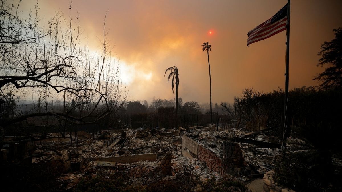Perdas para seguradoras nos EUA podem chegar a US$ 25 bi com incêndios em Los Angeles