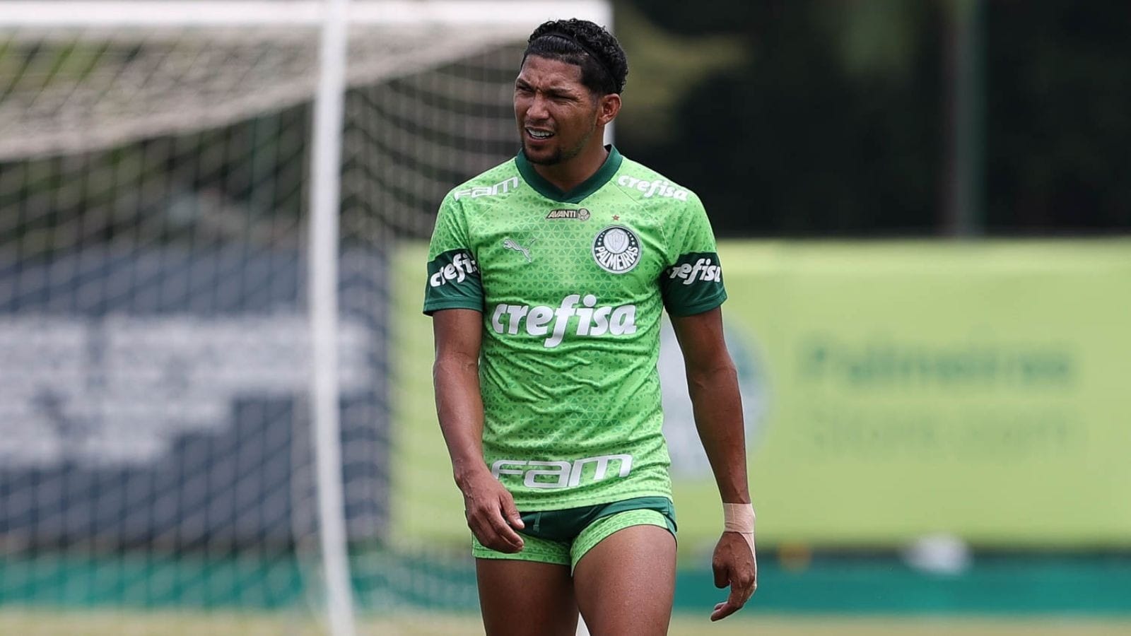 A caminho do Atlético-MG, Rony se despede do Palmeiras: "Para sempre na minha vida"