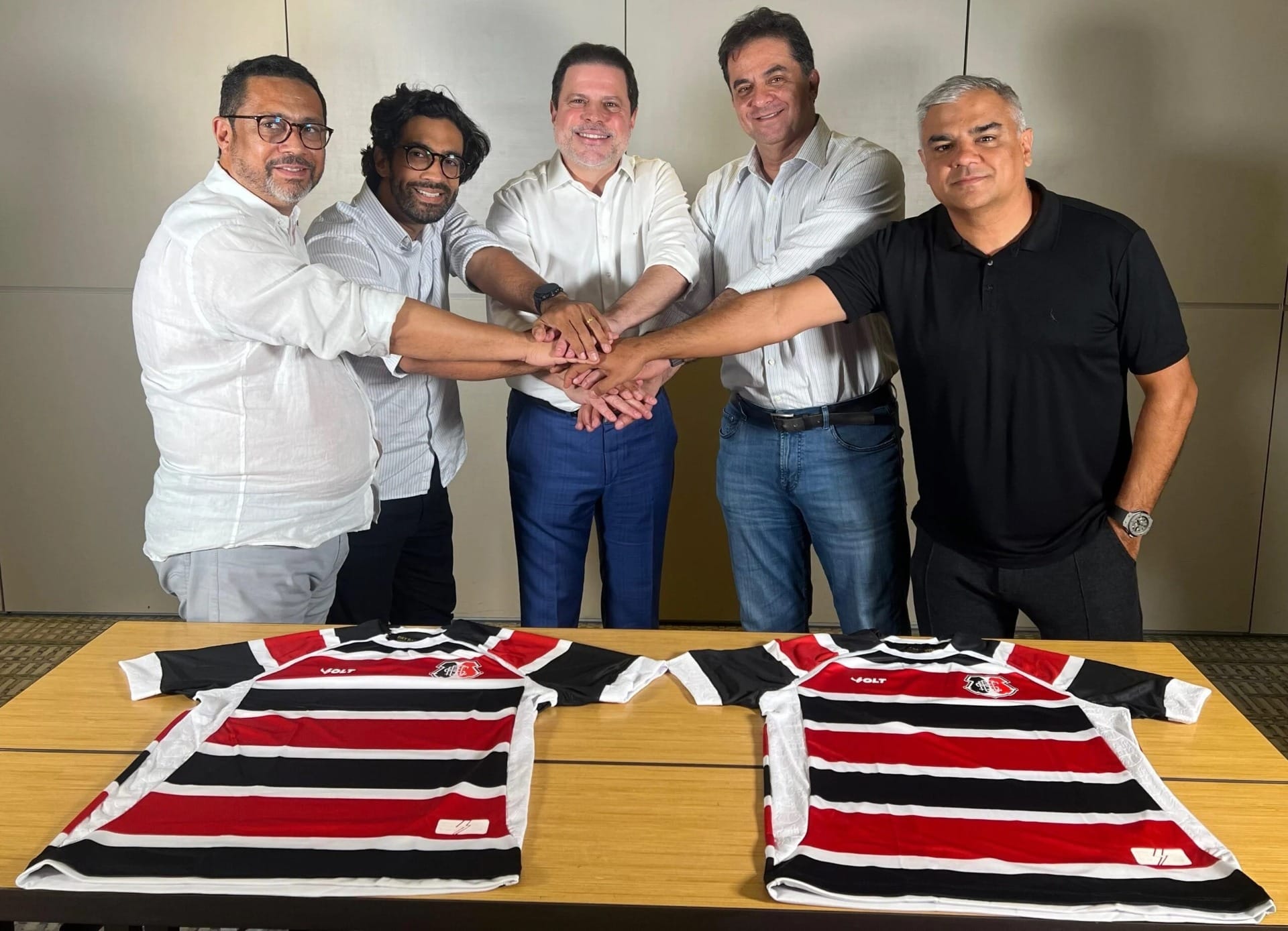 CBF divulga grupos da Série D, com Santa Cruz, Portuguesa e mais times tradicionais