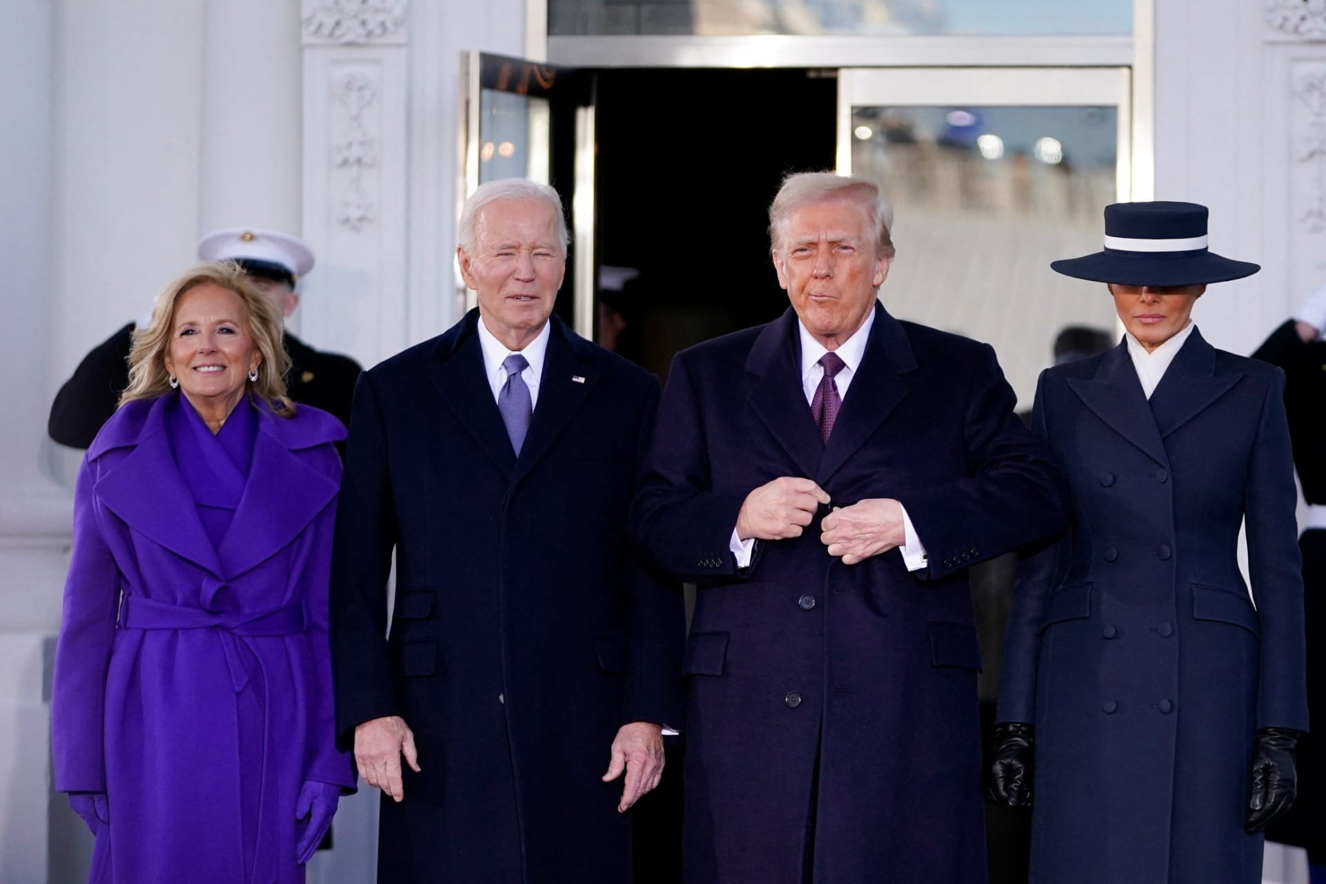 Donald Trump sugere perdoar envolvidos na invasão ao Capitólio logo após posse presidencial
