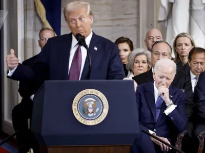 Entenda por que internautas começaram a seguir automaticamente Trump nas redes sociais