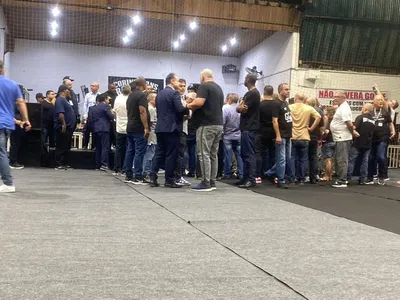 Por segurança, Corinthians estuda votar impeachment de Augusto Melo na arena