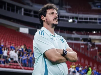 Bernardo Ramos: Cruzeiro demorou para demitir Fernando Diniz