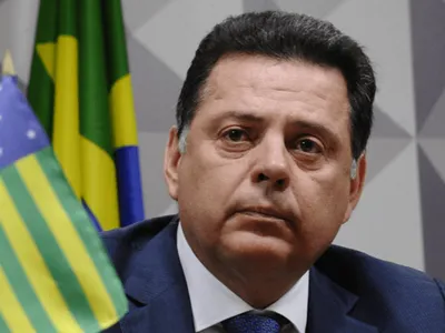 Presidente do PSDB é alvo de buscas da PF por desvios na Saúde em Goiás