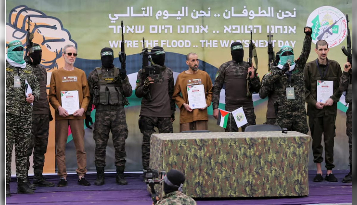 Hamas liberta mais três reféns israelenses em Gaza