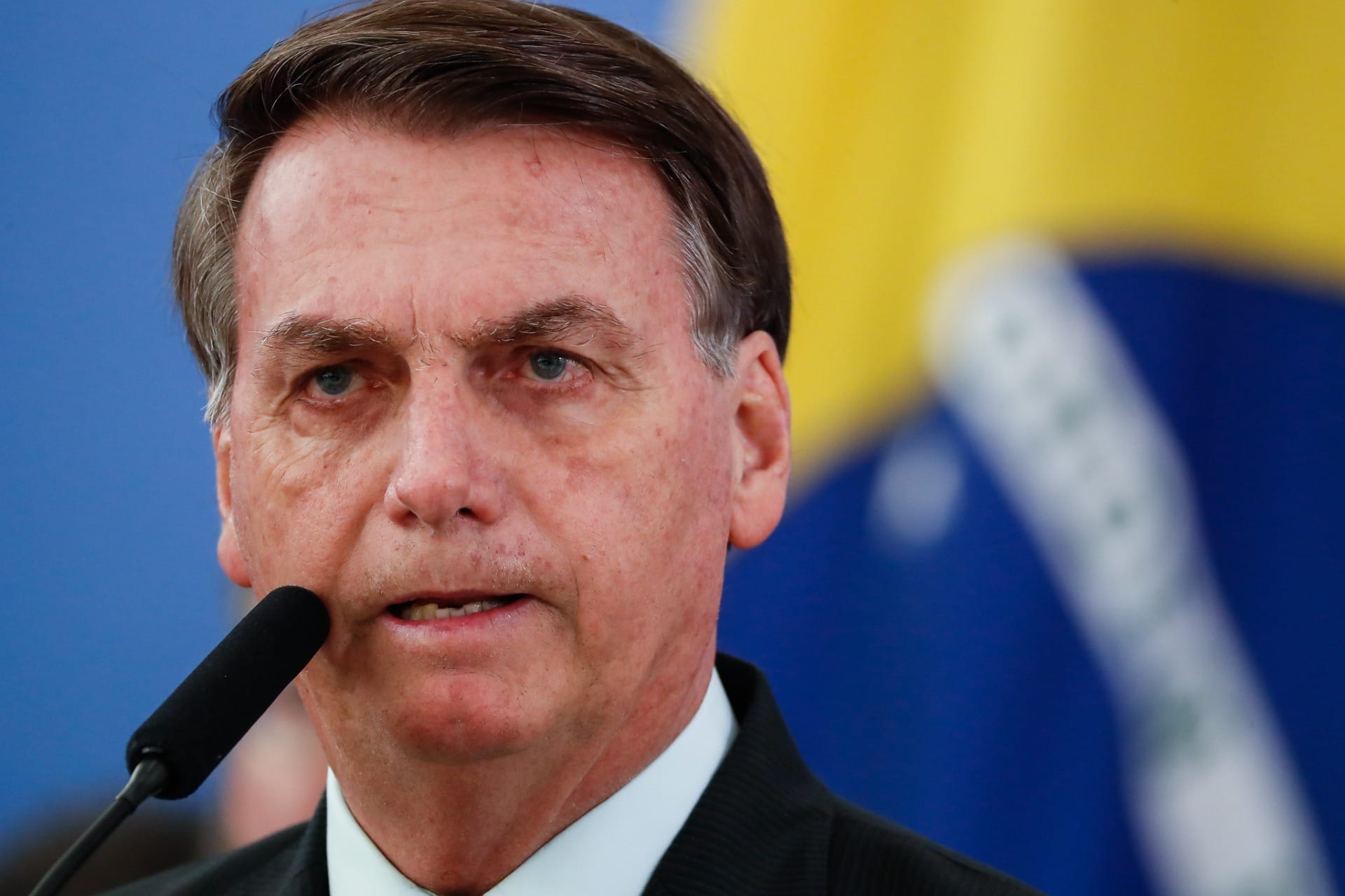 Bolsonaro não vai fugir do país, nem pedir asilo caso seja condenado, afirma defesa