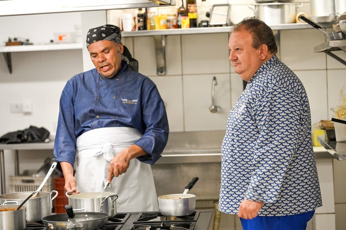 Pesadelo na Cozinha retorna ao 'Em Nome do Pai' para conferir reforma após Jacquin: Assista!