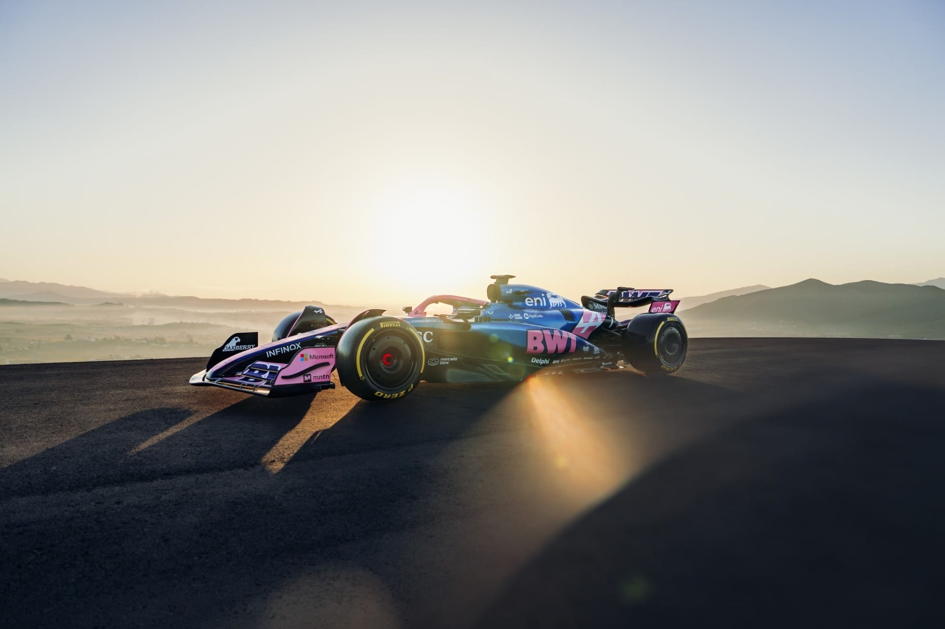 Equipe francesa aposta em visual azul e rosa (Imagem: F1)