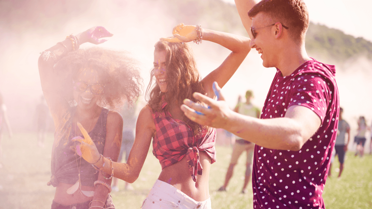 Amor de Carnaval pode durar? Saiba se os astros favorecem as relações que nascem na folia