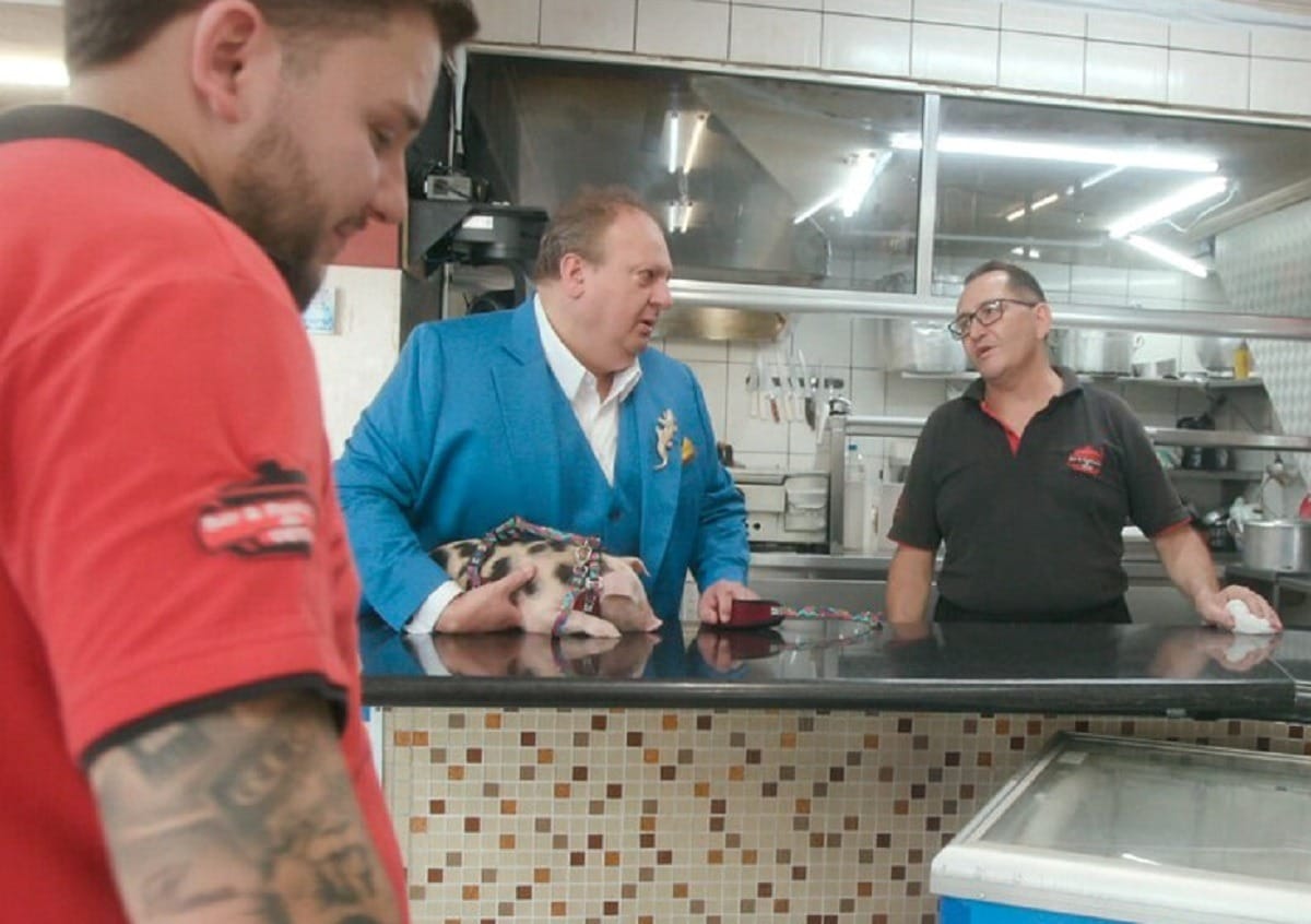 Jacquin chama família de porca e é expulso do Bar do Dedé: “Vontade de matar”
