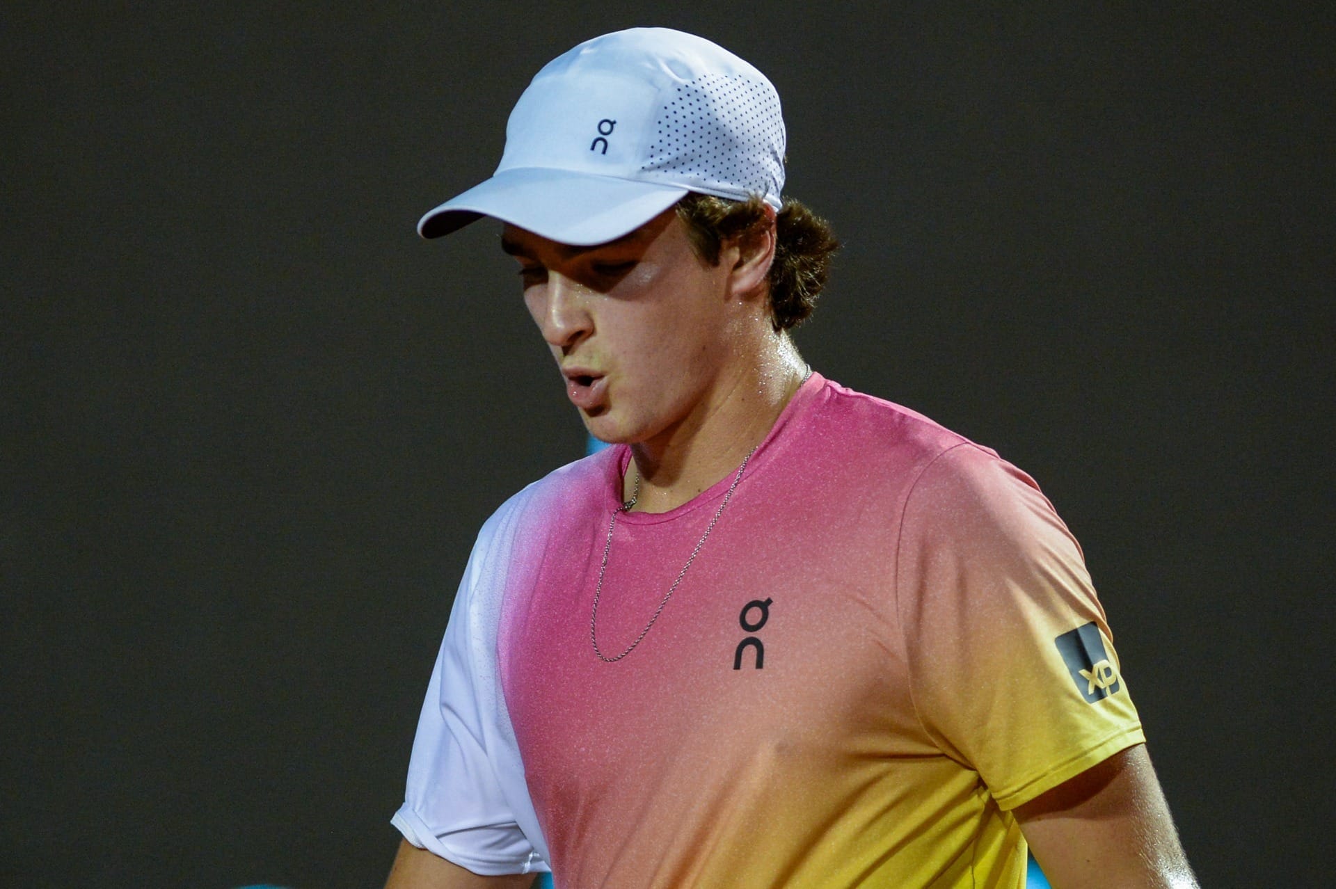 João Fonseca estreia com derrota e é eliminado por Muller no Rio Open