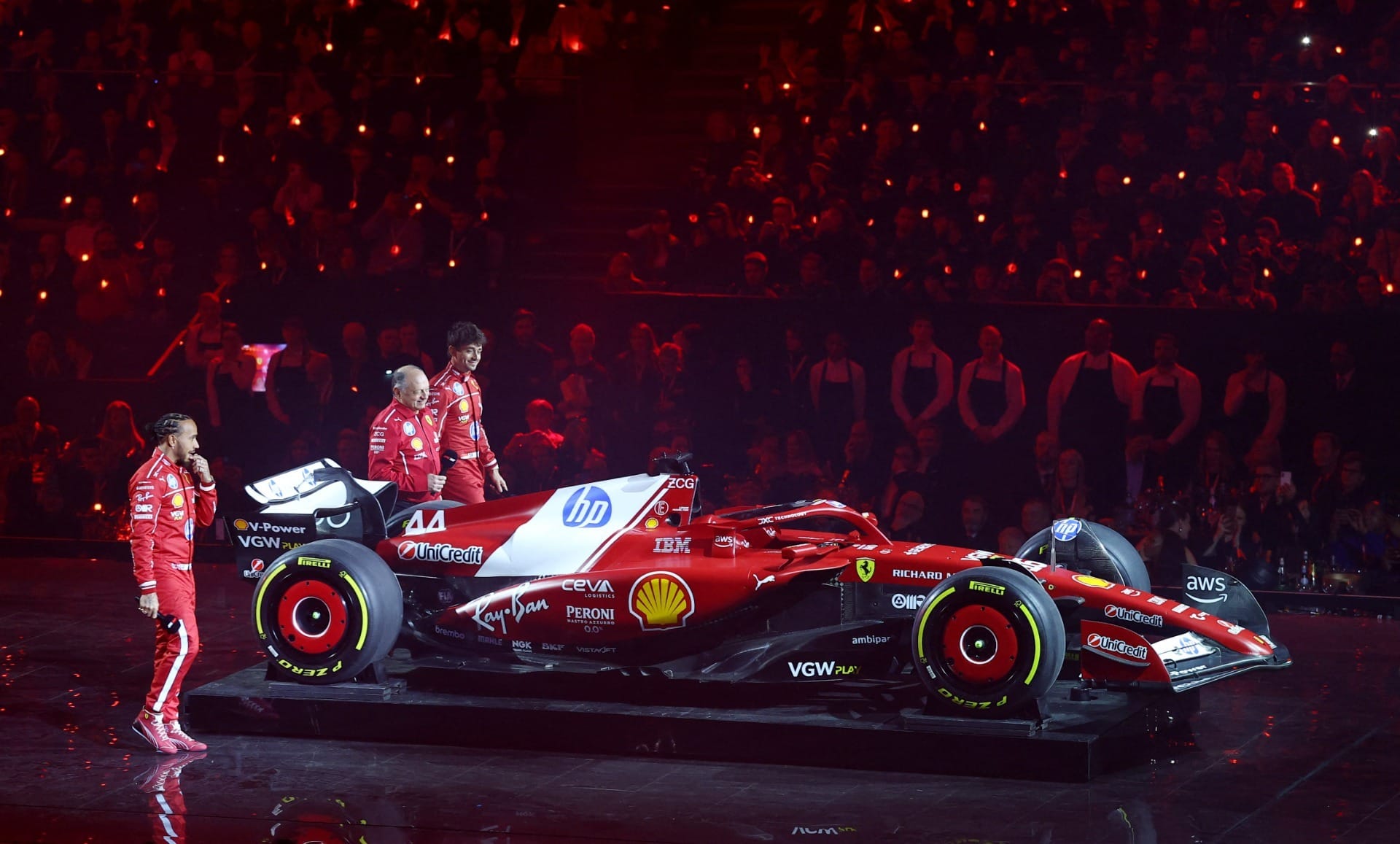 Público fez festa para a Ferrari (Imagem: Andrew Boyers/Reuters)