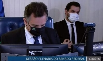 Filipe Martins foi acusado de ter feito gesto supremacista durante plenário