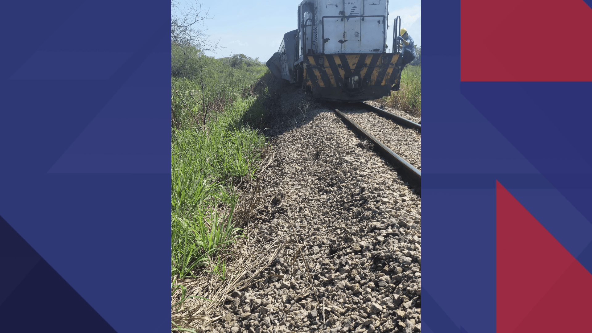 Circulação de trens da Supervia na Extensão Guapimirim é suspensa após descarrilamento de trem